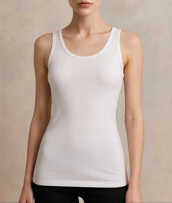 توب نسائي بدون أكمام – مريح وأنيق 👕✨